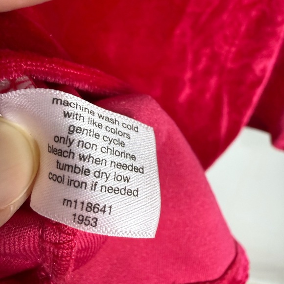 Lane Bryant Red Velvet Burnout Rose Blouse Long Sleeve Size 22/24 Floral - Picture 5 of 7